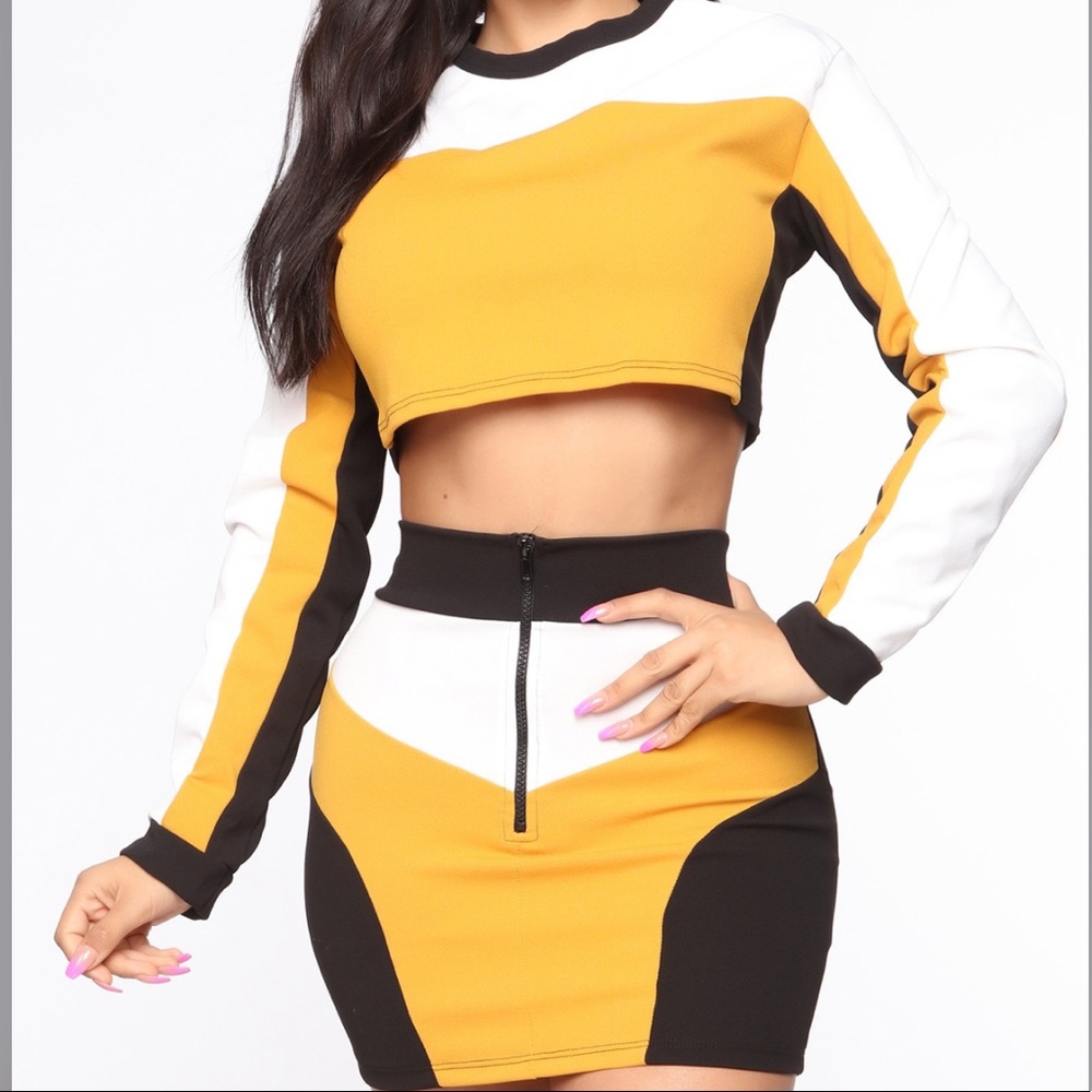 Fashion Nova 2 Piece Long Sleeve Crop Set -Mustard